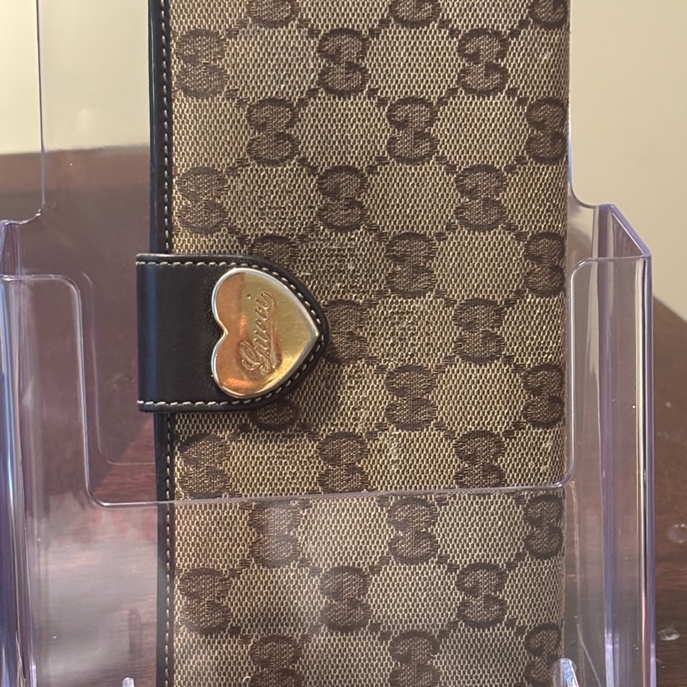 Gucci Tan and Black Monogram Wallet